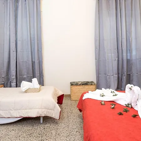 Alloggio Cristina Bed & Breakfast 3*