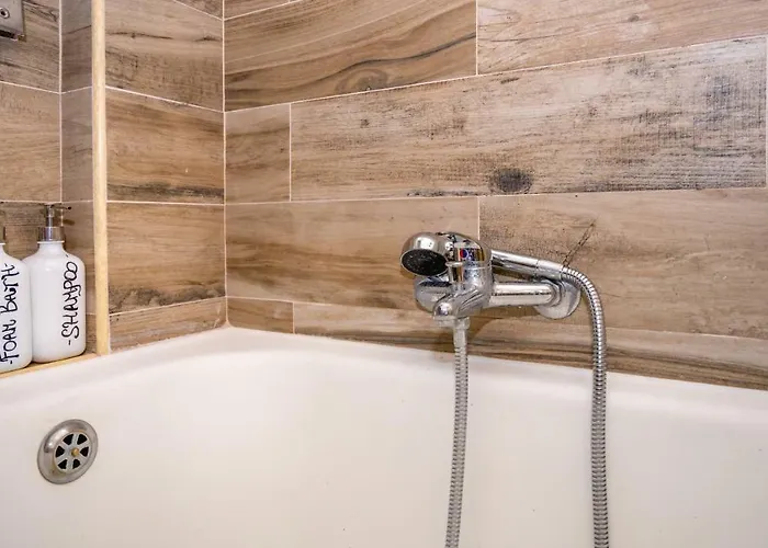 Alloggio Cristina Bed & Breakfast 3*